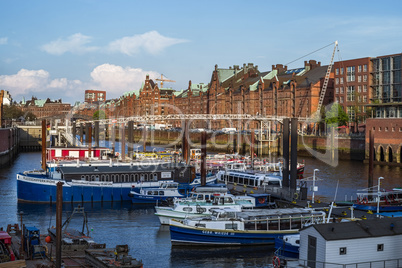 Hamburger Speicherstadt an Elbe kanal