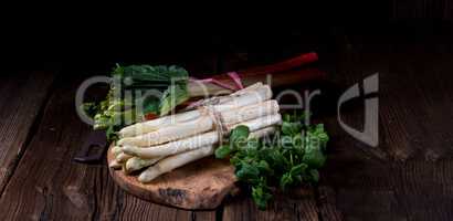 White asparagus and rhubarb