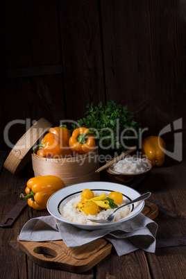 chicken in a curry cream sauce