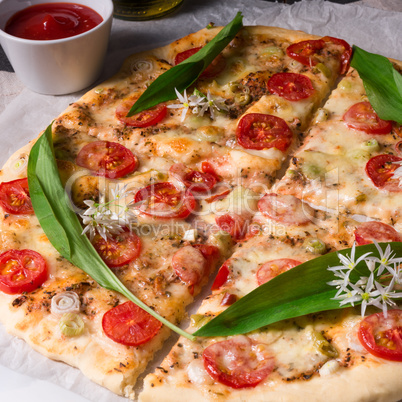 vegetarian wild garlic pizza