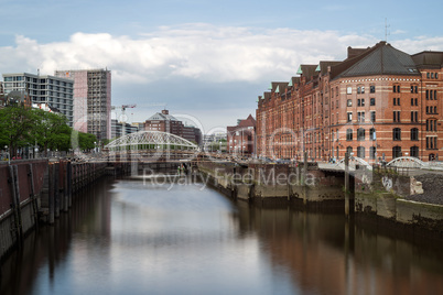 Hamburger Speicherstadt an Elbe kanal