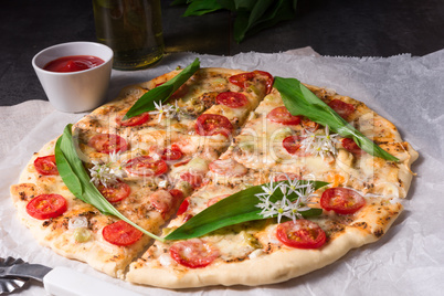 vegetarian wild garlic pizza