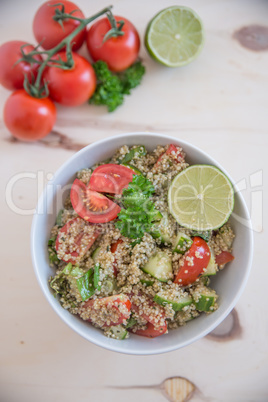 Quinoa Salat