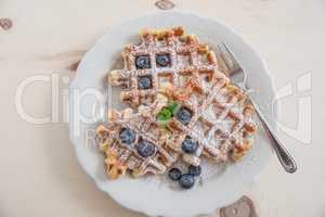 Belgische Waffeln mit Heidelbeeren