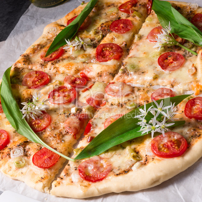 vegetarian wild garlic pizza