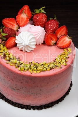 Strawberry mousse cake