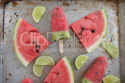 Wassermelonen Eis am Stiel