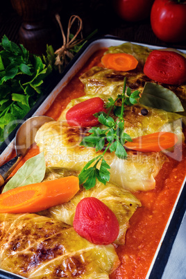 golabki - polish cabbage rolls in tomato sauce