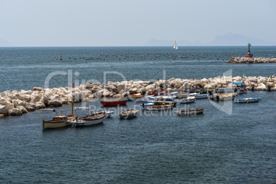 steinküste mittelmeer