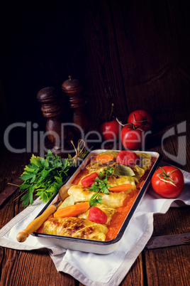 golabki - polish cabbage rolls in tomato sauce