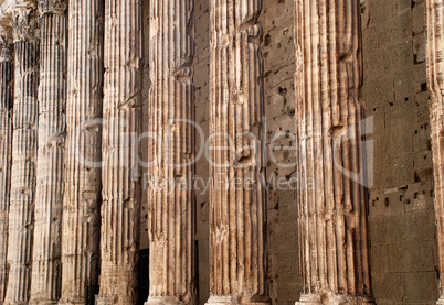 Classical columns at the front of the pantheon in Rome