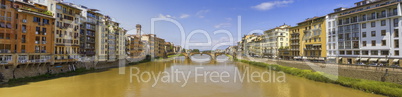Arno river and old bridge in Florence, Firenze, Italia