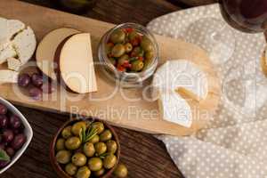 Olives with cheese and vegetable