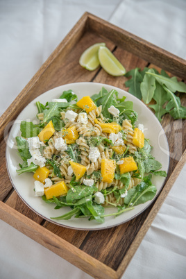 Nudelsalat mit Rucola