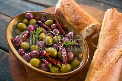 Pickled olives with bread