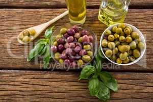 Marinated olives with ingredients