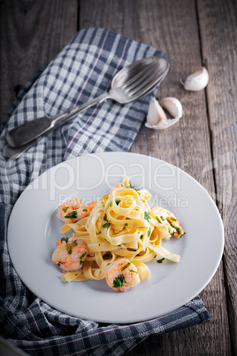 Pasta with shrimps