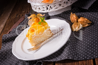 delicious cakes with Physalis, fresh apples and cream