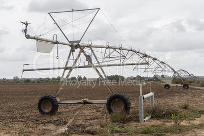 Irrigation pivot system watering