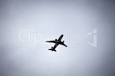 Passagierflugzeug in der Luft