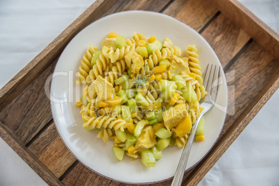 Curry Nudelsalat mit Hähnchen