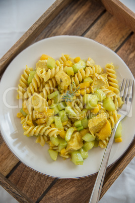 Curry Nudelsalat mit Hähnchen