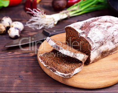 Sliced loaf of rye bread