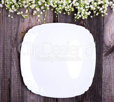 White empty plate