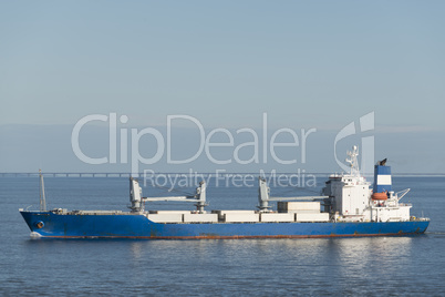 Containerschiff auf der Ostsee