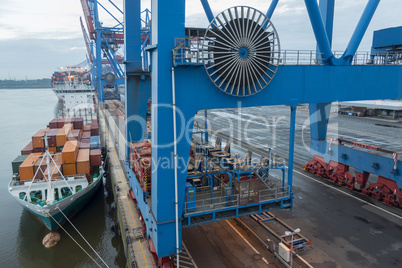 Containerterminal in Hamburg, Deutschland