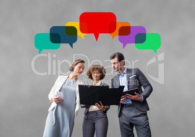 Business people with speech bubbles against grey background