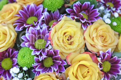 Bouquet of yellow roses and chrysanthemums.