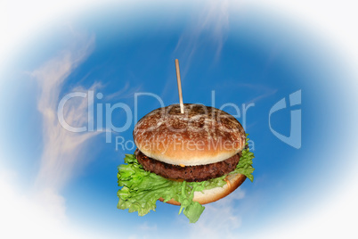 Hamburger vor einem klaren blauen Himmel Hintergrund.