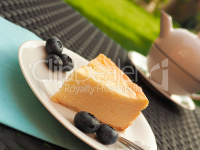 Cheesecake with blueberries