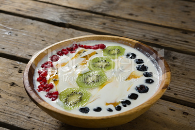 Kiwi breakfast in bowl
