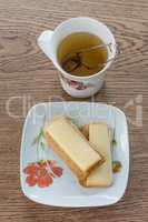 Tea with crackers  and cheese