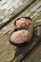 Himalayan salt in wooden bowl