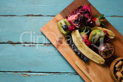 Slice of various fruits in tray