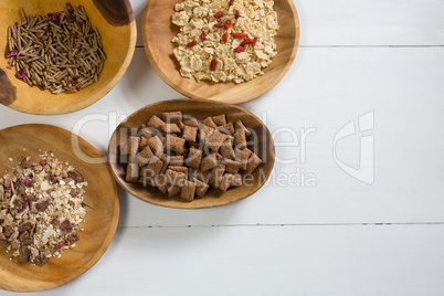 Bowls of various breakfast