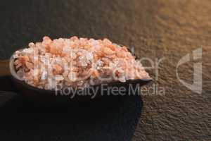 Himalayan salt in a scoop