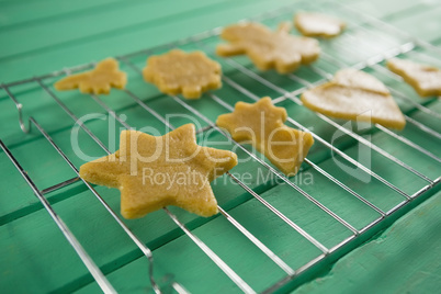 Close up of cookies on cooling rack