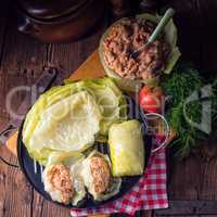 Prepare the stuffed cabbage rolls