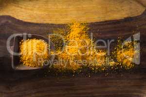 Turmeric powder in bowl