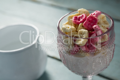 Honeycomb cereal in glass