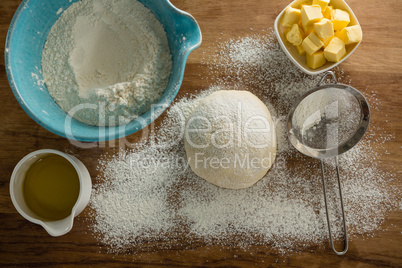 Flour sprinkled over dough