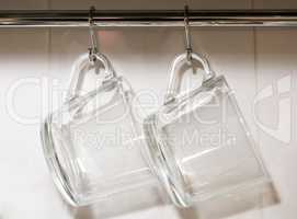 hanging transparent mugs