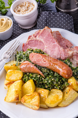 tasty oldenburg gruenkohl