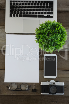 Various electronic device with plant