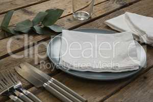 Plate with cutlery set and napkin
