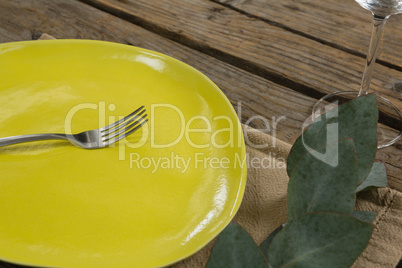 Elegant table setting with leaf